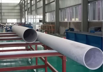 904L stainless steel seamless pipe with a large stock